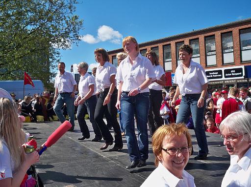 Karneval_2009_Vejgaard_Torv_09.jpg