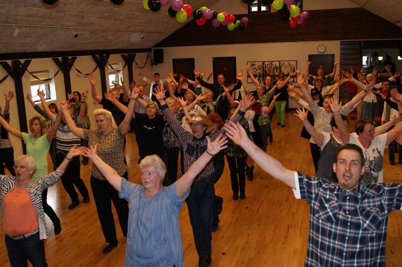 Linedance_Festival_2012_09.jpg